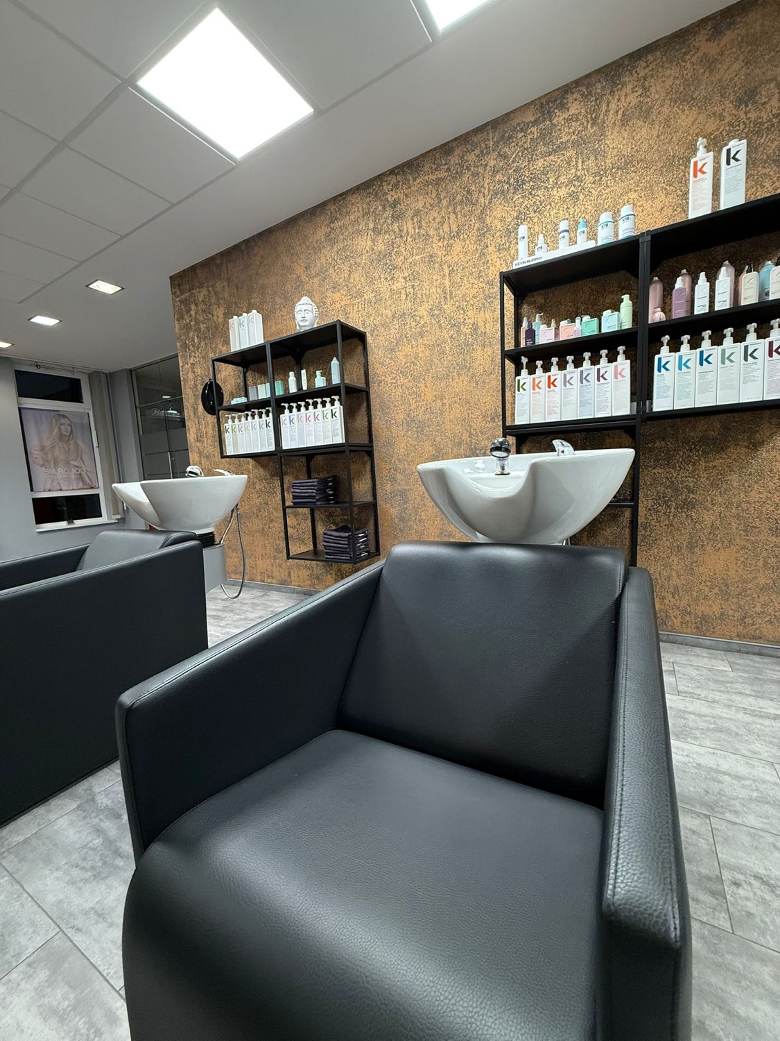 Bedienplatz im Salon